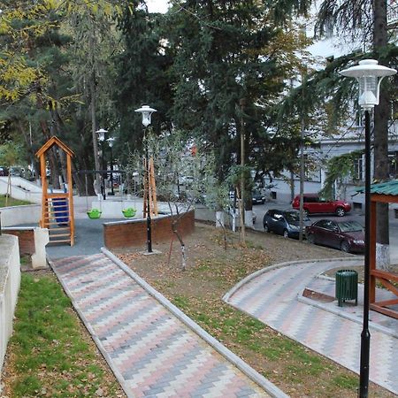 Apartment At Stalin House Tbilisi Exterior foto